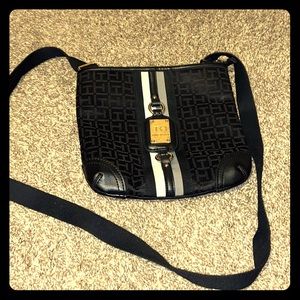 Tommy Hilfiger Cross Body Purse